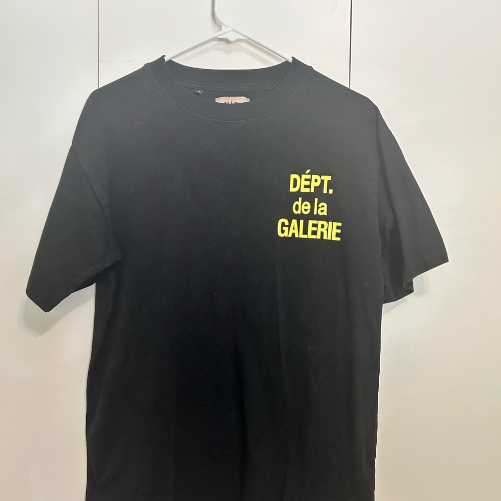 Gallery Dept. - French Logo